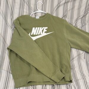 Nike Men’s Green Sweater